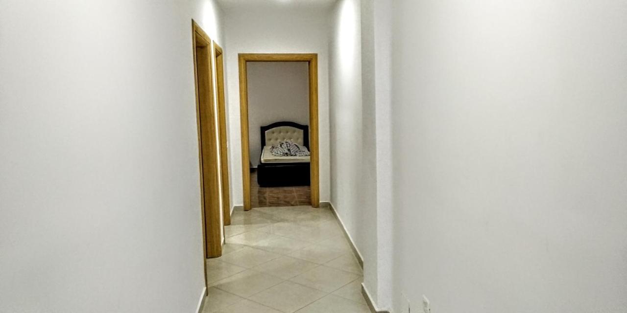 Rass' Apartment Vlorë 외부 사진